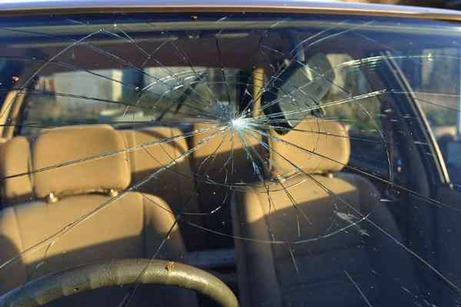 Auto Glass Repair & Replacement at Ultimate Car Care Group in Calgary